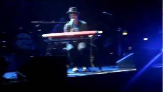 Lighters [live in Milan, Italy] - Bruno Mars (Hooligans European Tour)