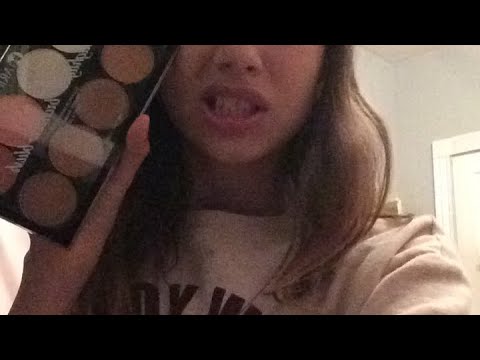Doing make up during a tor