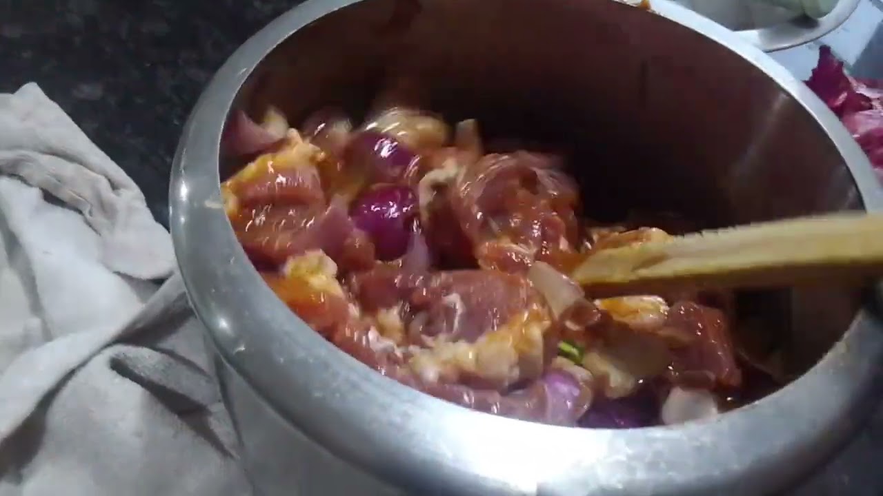 Smoke pot with akuni and mutton curry🤤😋😋