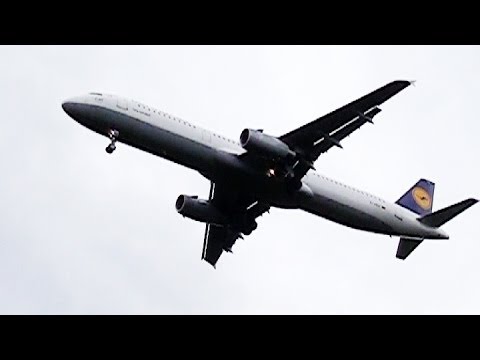 Flugzeuge fligen zum Flughafen Düsseldorf - YouTube