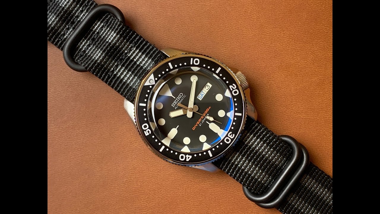 Seiko Mods - Top Hat Sapphire Crystal - YouTube