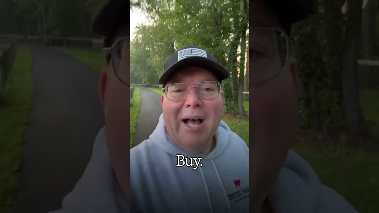 Living paycheck to paycheck? #financiallyconfidentchristian #paychecktopaycheck #faithandfinances