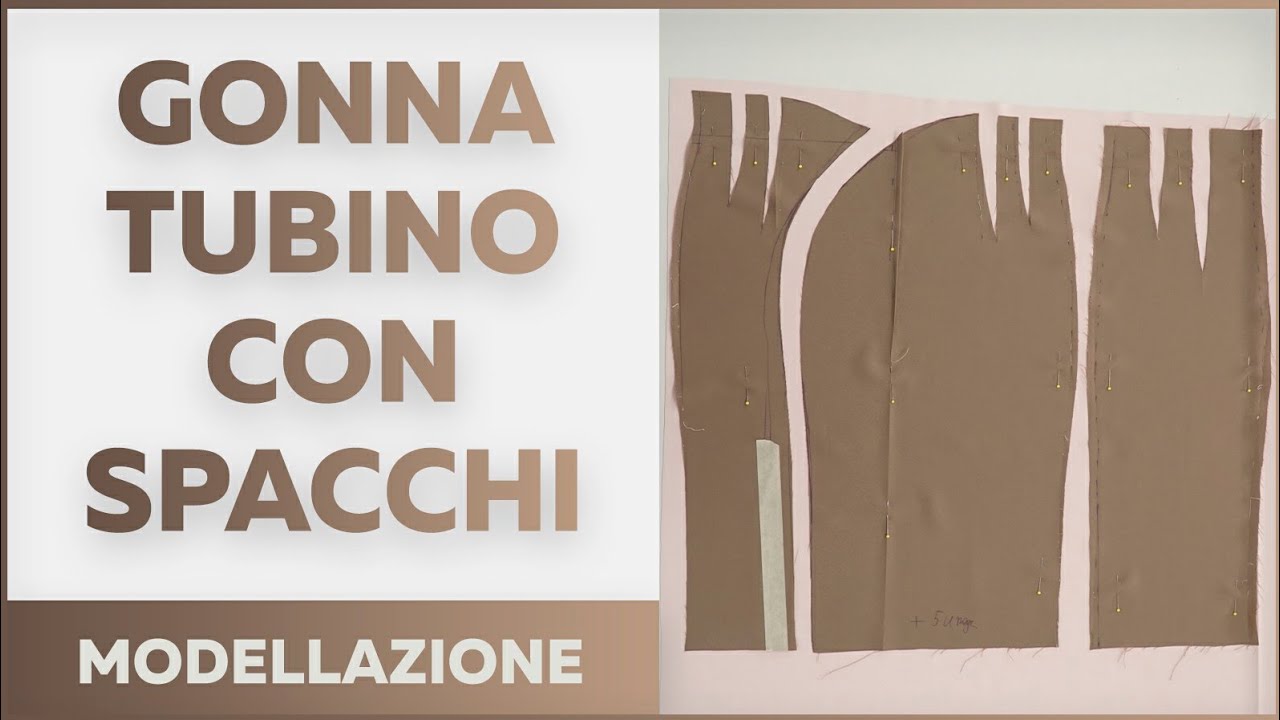 Gonna tubino con taglio geometrico in vita e fianchetto che finisce in spacco davanti. Modellazione