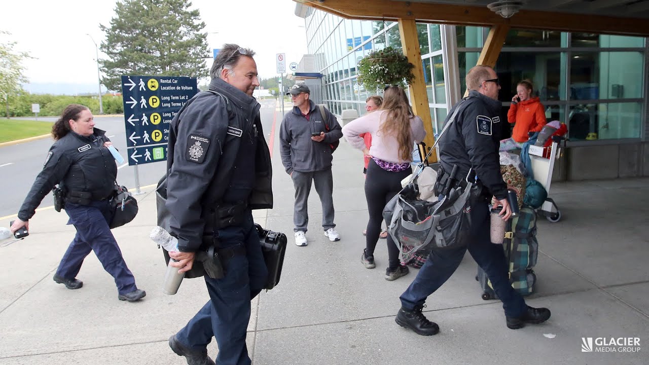 Bomb squad called to investigate suspicious package at airport