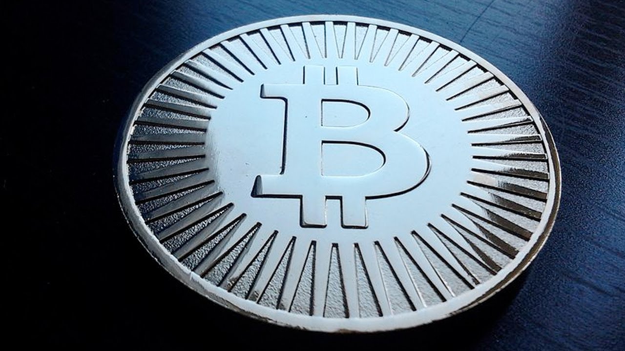 Bitcoin Plummets as MtGox Continues to Halt Withdrawals Bitcoin Plummets as MtGox Continues to Halt Withdrawals