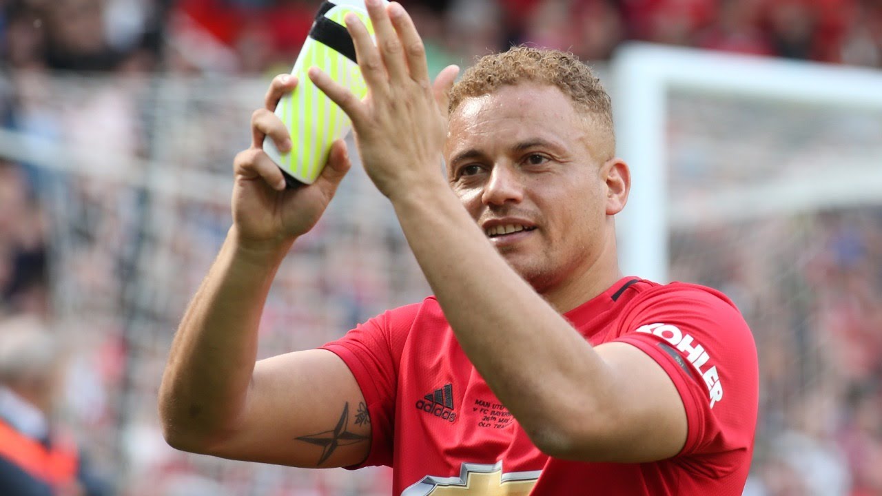 Manchester United legend Wes Brown joins MUDSA exercise class