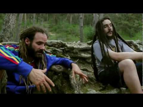 RAS KUKO Feat. MORODO JAH CUIDA