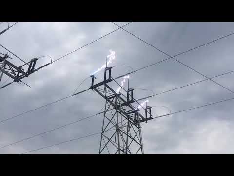 Video: Ce este un stâlp în electricitate?