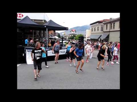 Kamloops Hot Nite in the City Show and Shine FlashBomb - YouTube