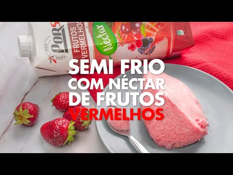 Semifrio com néctar de frutos vermelhos