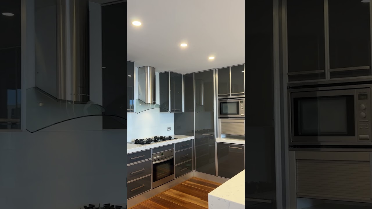 blaq - The Wollongong penthouse you wont ever want to leave!