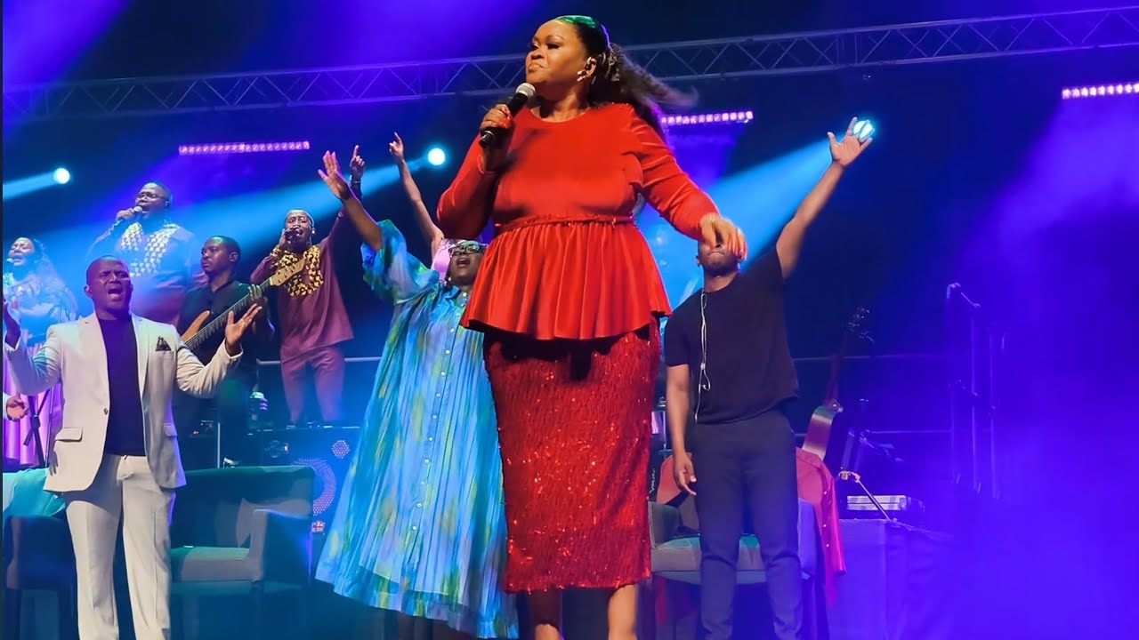 Ziyanda Tshangana - Sinomhlobo onguJesu | Spirit of Praise | Cape Town