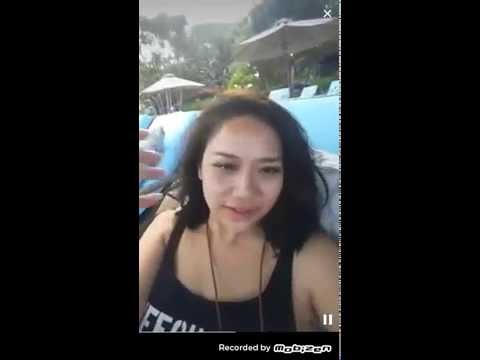 [INDONESIAN ARTIST] Live streaming Bunga Citra Lestari bikini di pantai 2015