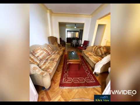 بفيو رائع علي البحر للبيع شقه مرخصه في السرايا أمام السرايا كافيه بمساحة 125م بجوار فندق المحروسه