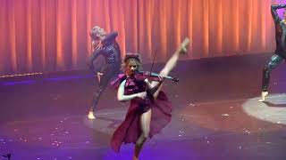 2022 11 30 Lindsey Stirling - Carol Of The Bells Resimi