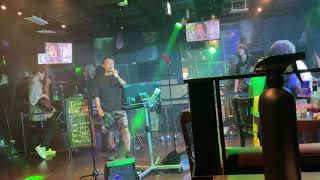 瞬き  BAN x KARA ZONE R 六本木 本店 2024年8月中旬