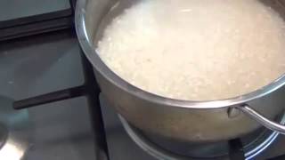 How To Cook Perfect Sushi Rice Quick And Fail Safe  - How to Make Sushi RollsSauce 2015