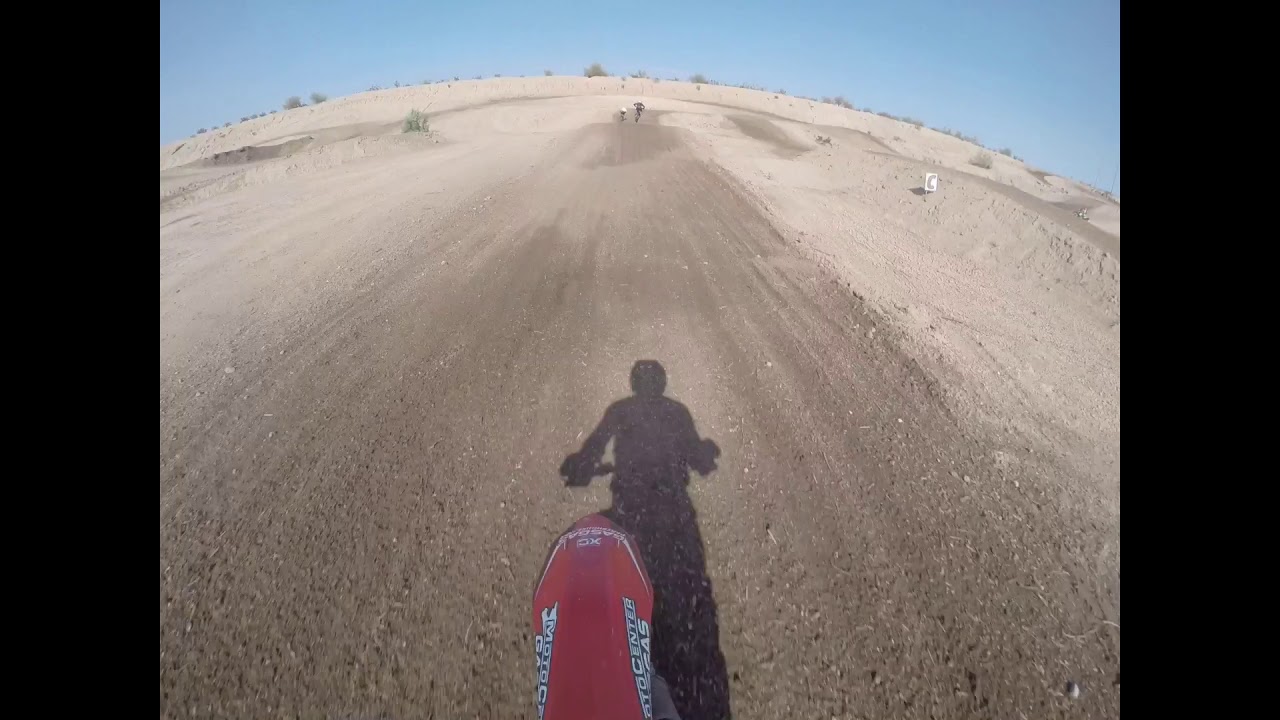 James Flynn (XC300) and Neil Dornik (GP300) at Arizona Cycle Park