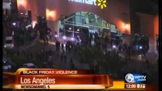 Black Friday Shopper Shoots Pepper Spray