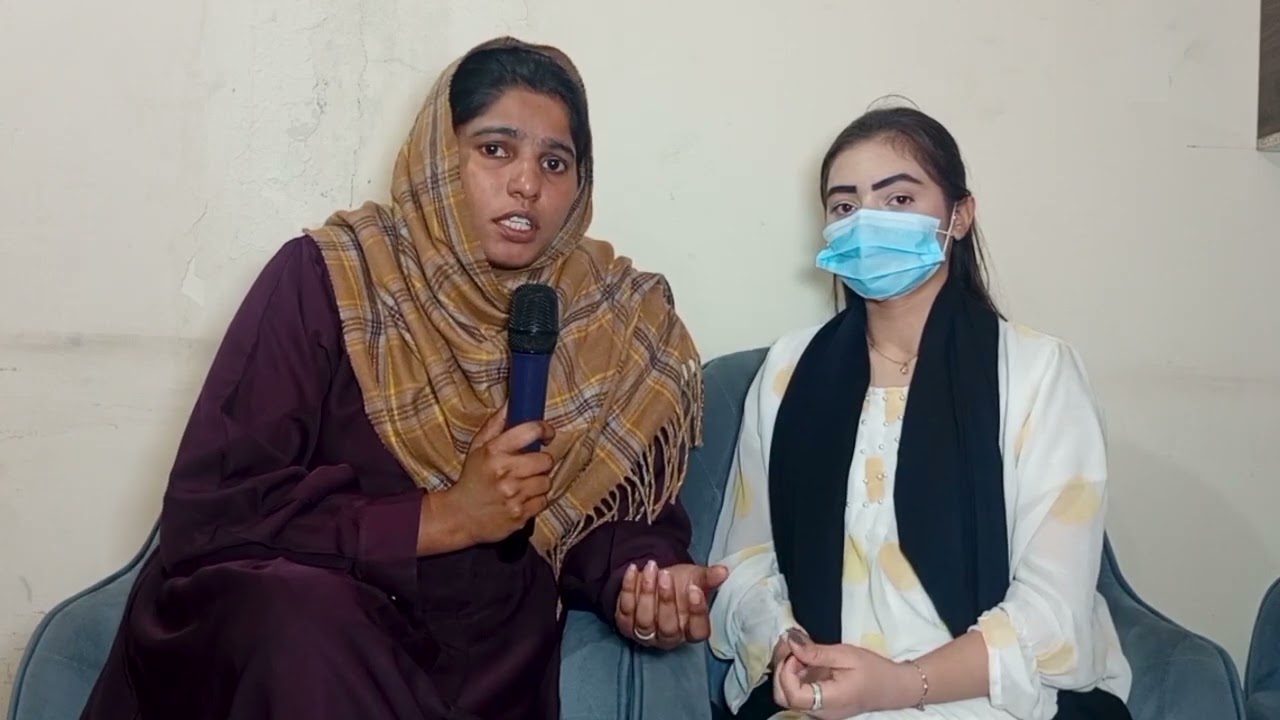 کم عمر خوبصورت نوجوان لڑکی جلد از جلد شادی کرنا چاہتی ہے۔