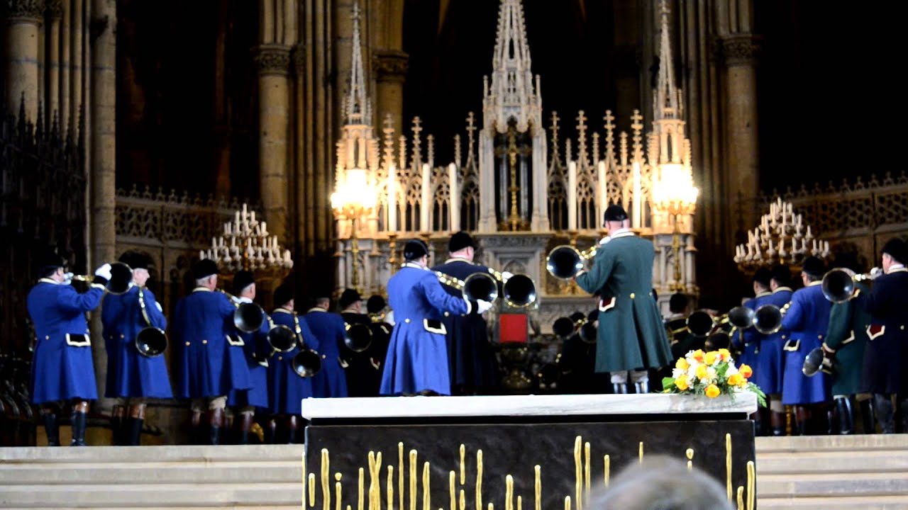 La marche des cerfs ,