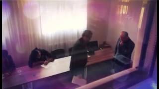 Onlar Yanliş Sen Deği̇l Gözleri̇ni̇ Al Yerden Youtube