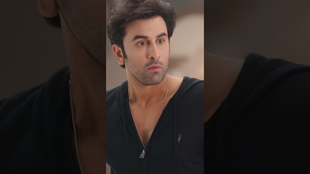 Ranbir Kapoor & Bassi Get SLAPPED By Dimple Kapadia?! 😭 