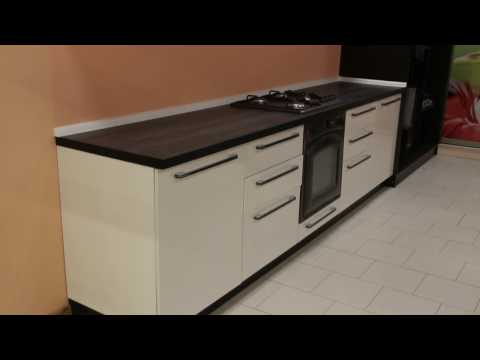 Кухня 300см с радиусными фасадами и Итальянским пластиком