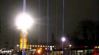 Download lagu Big Ben Chiming 17:00 & the Houses of Parliament - December 2010