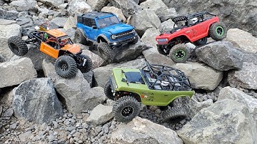 Lakeside crawler park with a few mini