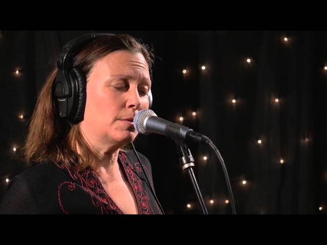 The Delines - The Oil Rigs At Night