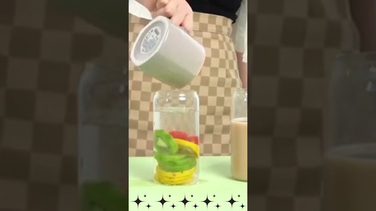 4 Pack Glass Cups Set with Bamboo Lids and Straws from Amazon - Review 