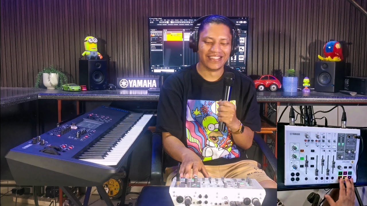 Yamaha AG08 Live Streaming Mixer (Musicians, Podcasts, Gaming, Online Education)- Rowan Alexander