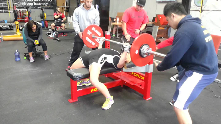 Joanne Greagen benches 82.5kg GPC