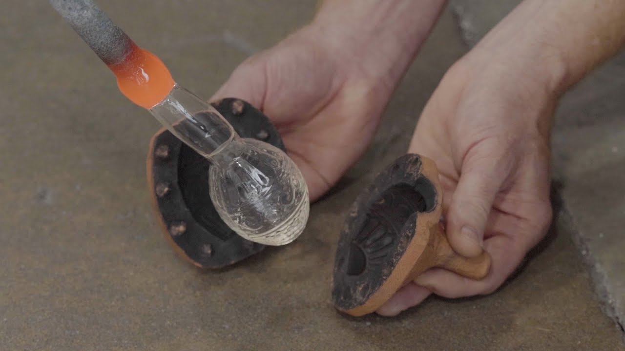 Full-Size Mold-Blown Bottle CMOG 70.1.20