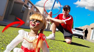 NUNCA DEBIMOS HACER ESTO CON LA MUÑECA MALDITA *se escapa*