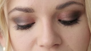 Holiday Makeup Tutorial: Cranberry Eye Makeup