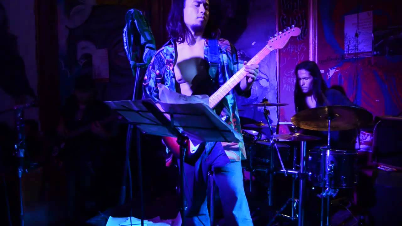 We're Not Vampires: COMING FROM SOUTH authoritarian parenting