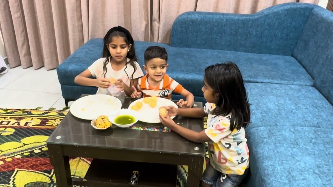 Aarav ke Saath Pani Puri  party  👯😍 ￼ 