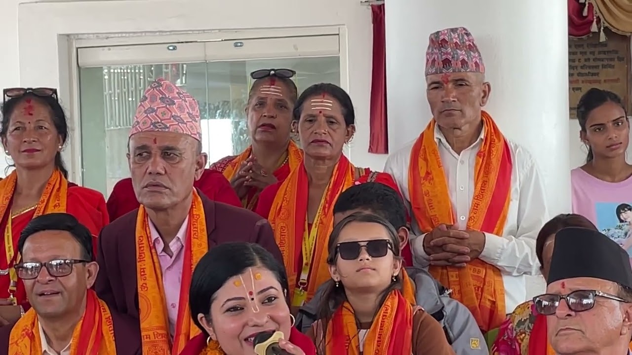 देवी प्रतिभा पोखरा पुम्दीकोटमा आफ्ना भनाईहरु प्रस्तुत गर्दै 