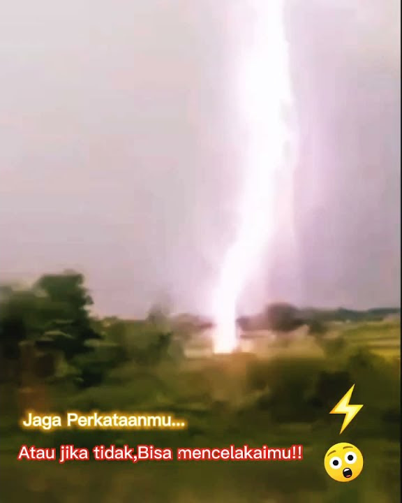 Langit mendengar....🌩️⚡#shorts#unik#lucu#ngakak#petir#thunder#lightning