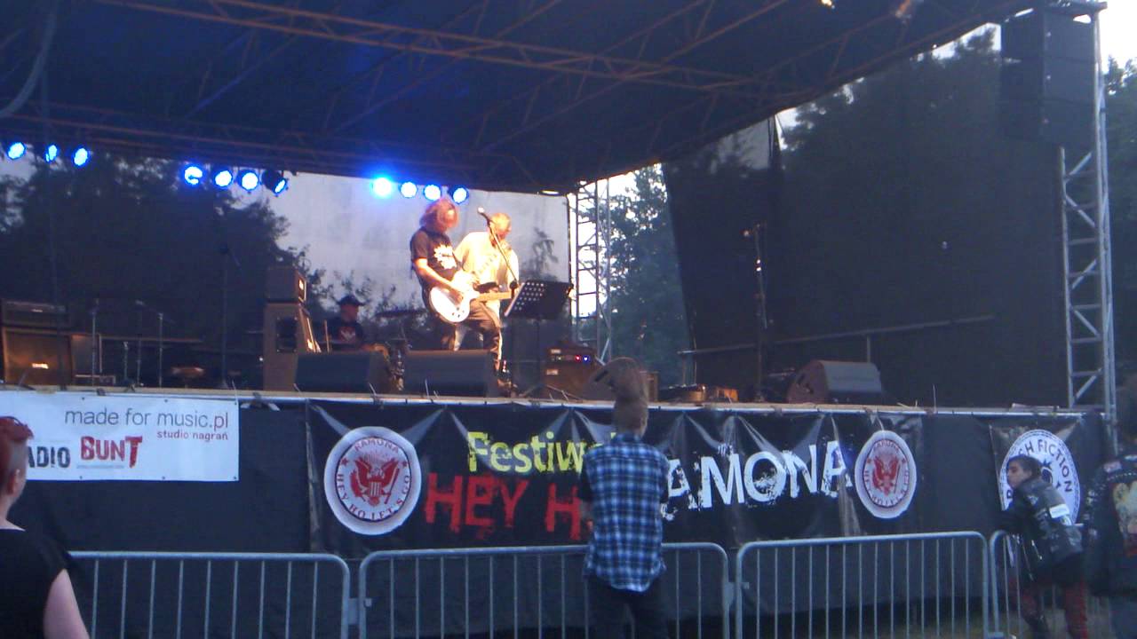 industrial piercing Skandakan - cover Bob Marley - I Shot The Sheriff, Hey Ho! Ramona