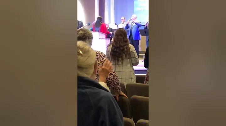 Praise Him-Sis Marilyn & Praise Team