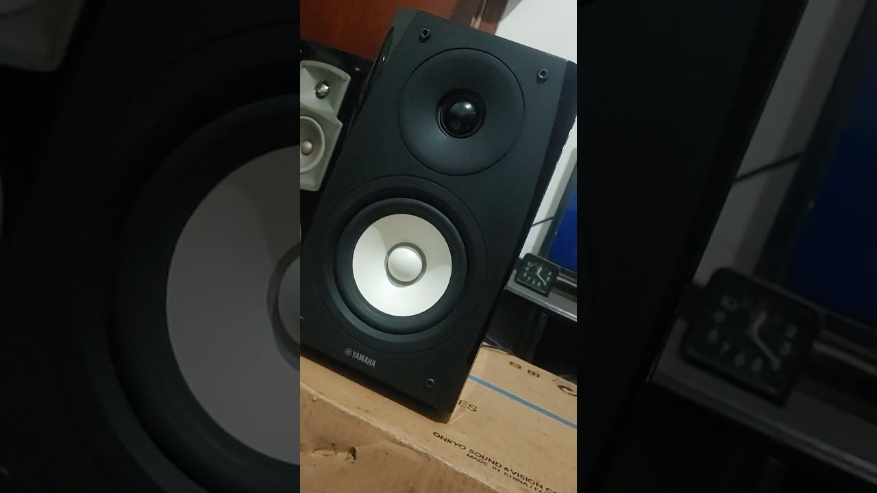 Bookshelf Speaker Yamaha NS-BP182 Check Sound Playing Latin Jazz