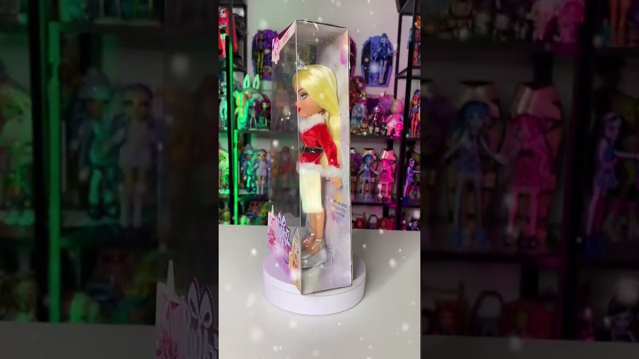 Has Christmas come early? 🎄The new @bratz Very Merry Cloe is here! 💋✨