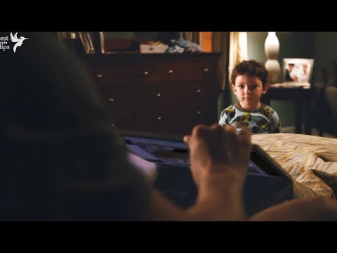 Little son enters the room unexpectedly while his dad is jacking off | American Reunion