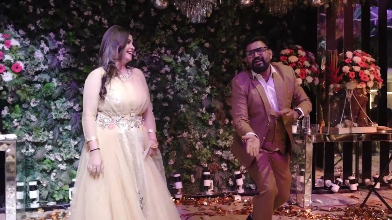 Radhika ke Daddy Jara ana | Couple dance in wedding | couple performance 