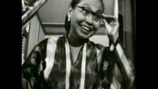 Momo Latif U0026 Malindo Trio  Tinggal Kenangan