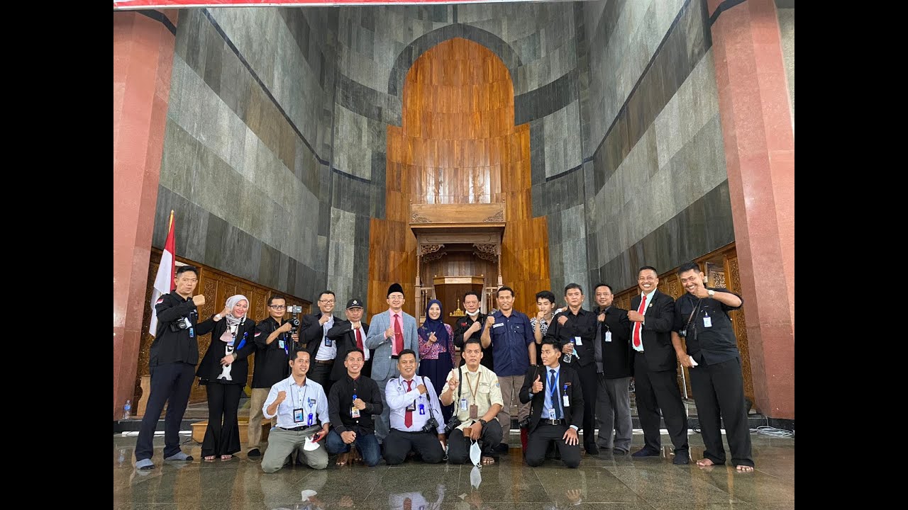 1 Syuro di Al Zaytun, Wawancara Khusus Syaykh dan wartawan Senior