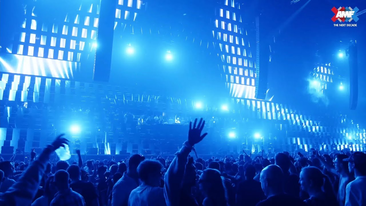 Zombie Nation - Kernkraft 400 (W&W Remix) [R3HAB Live at AMF 2023